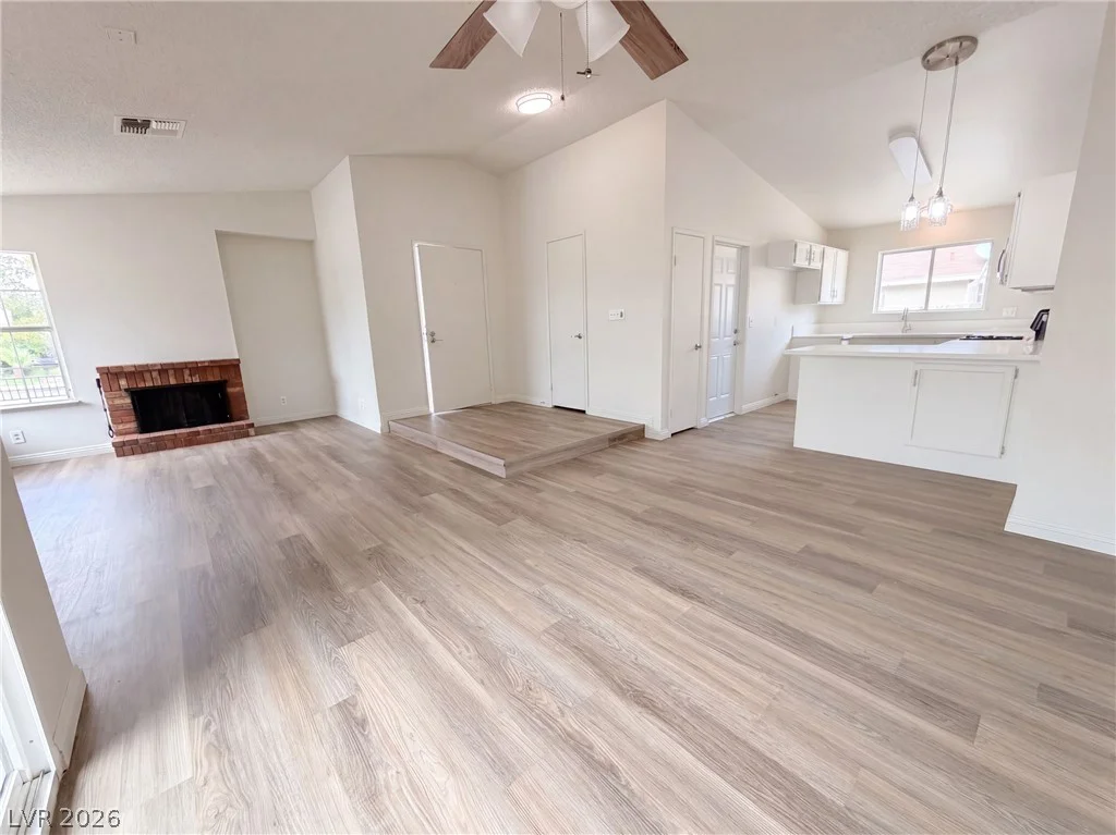 1909 Joella, Las Vegas, NV 89108