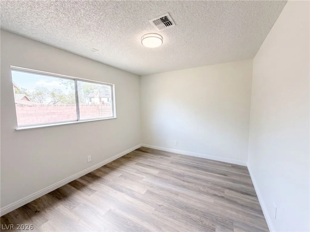1909 Joella, Las Vegas, NV 89108