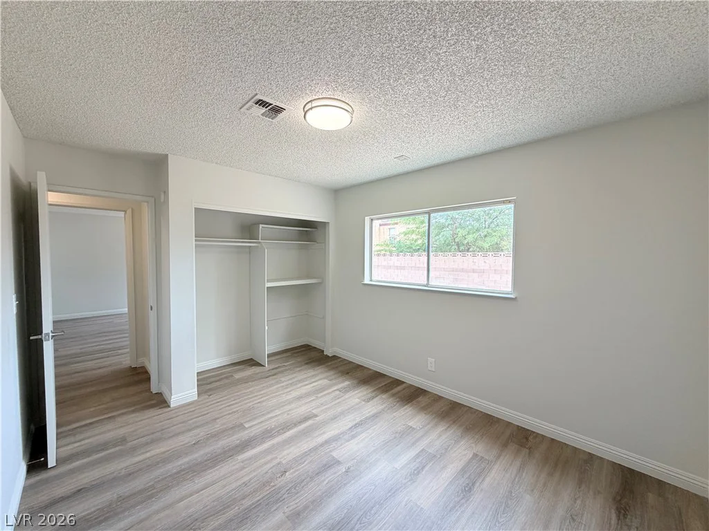 1909 Joella, Las Vegas, NV 89108