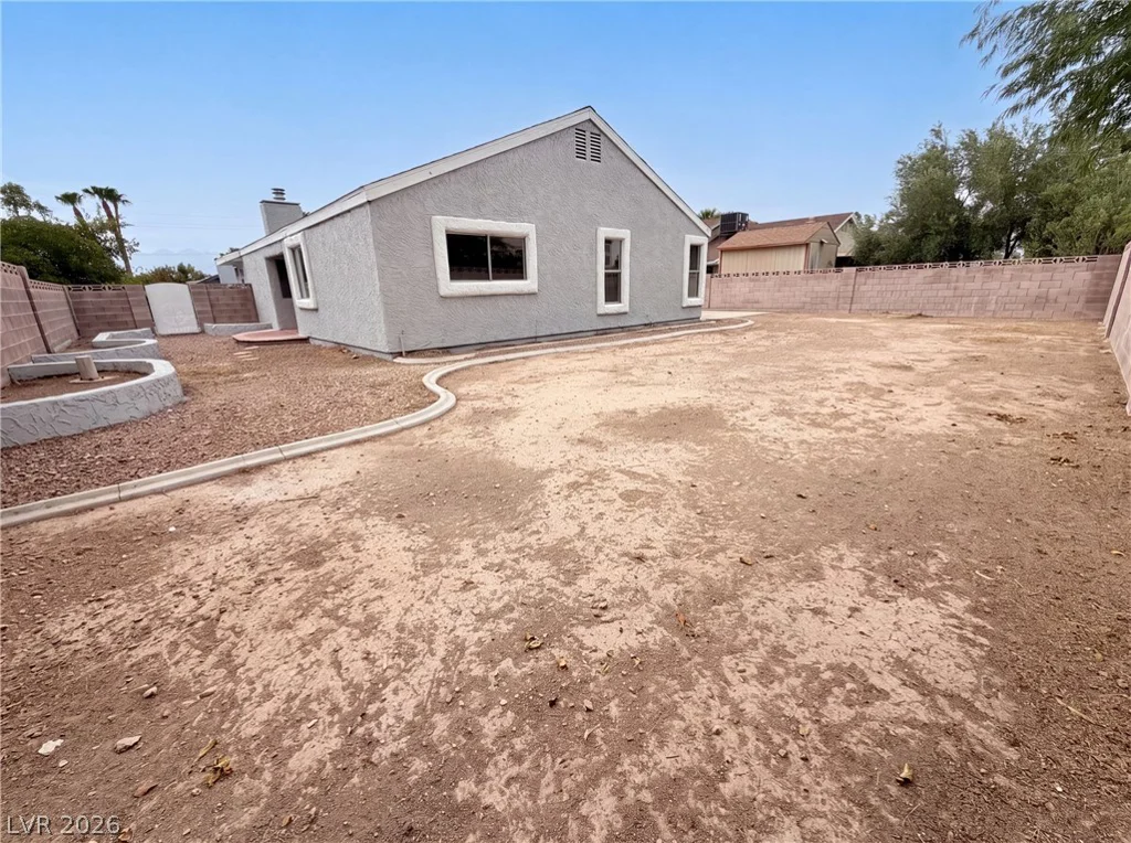 1909 Joella, Las Vegas, NV 89108