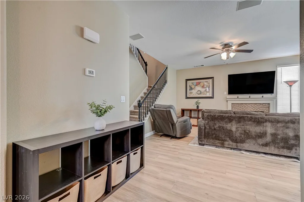4702 Grand Ridge, Las Vegas, NV 89147