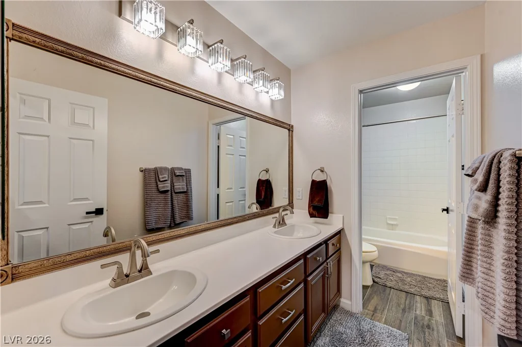 4702 Grand Ridge, Las Vegas, NV 89147