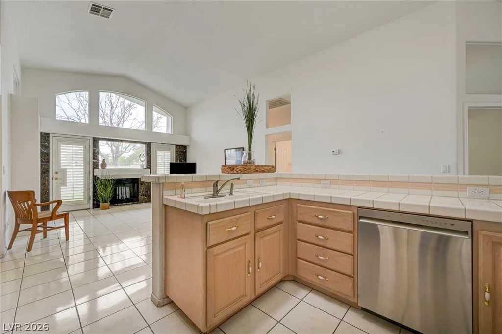 103 Eagleview, Henderson, NV 89074