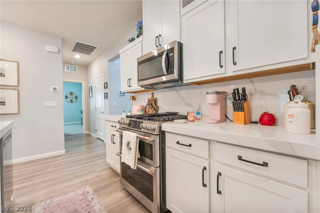7539 Charlotte Bay, North Las Vegas, NV 89084