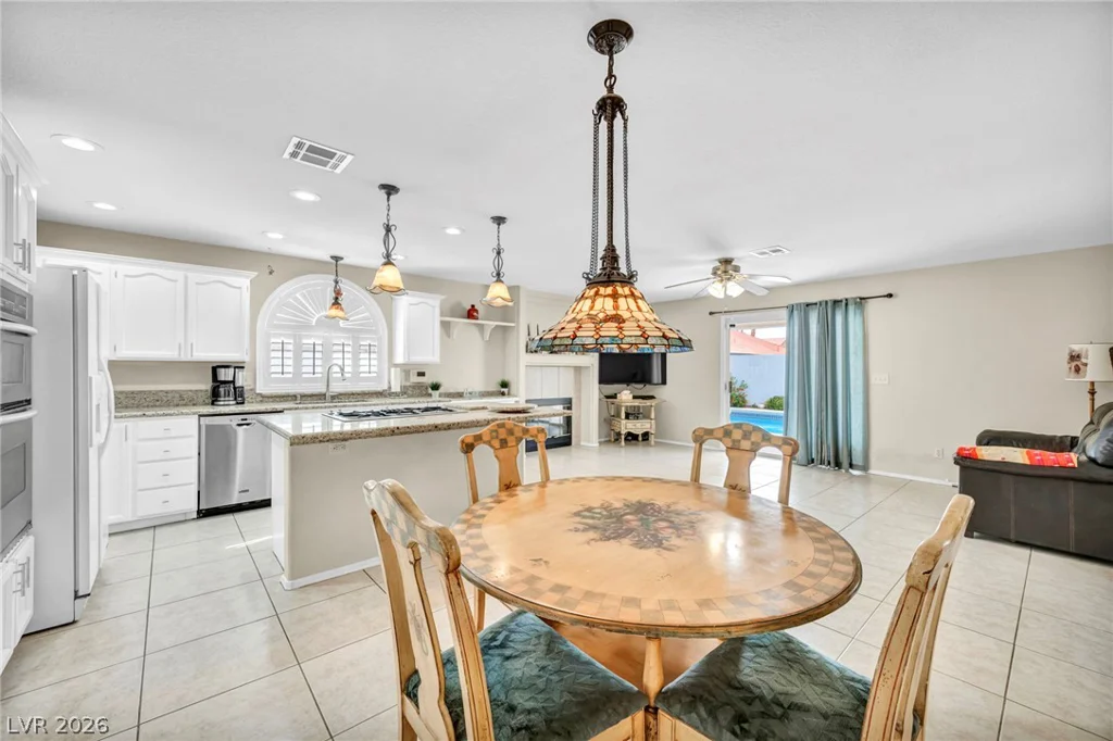 7405 Blue Sage, Las Vegas, NV 89129