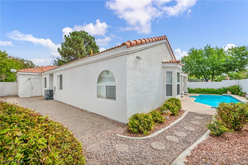 7405 Blue Sage, Las Vegas, NV 89129