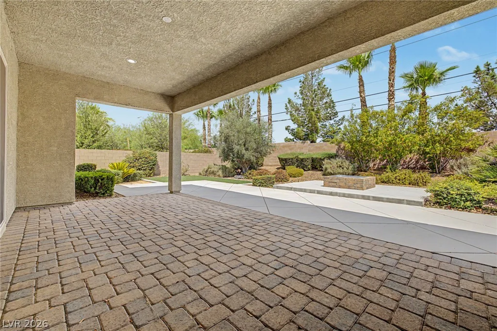 7132 Shire Ridge, Las Vegas, NV 89131