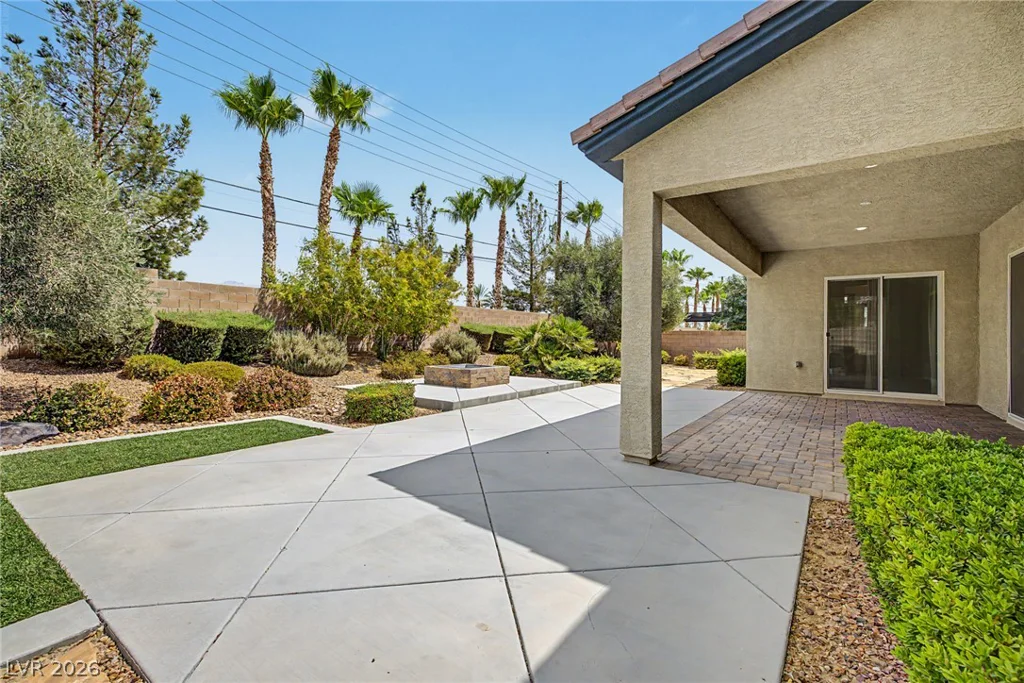 7132 Shire Ridge, Las Vegas, NV 89131