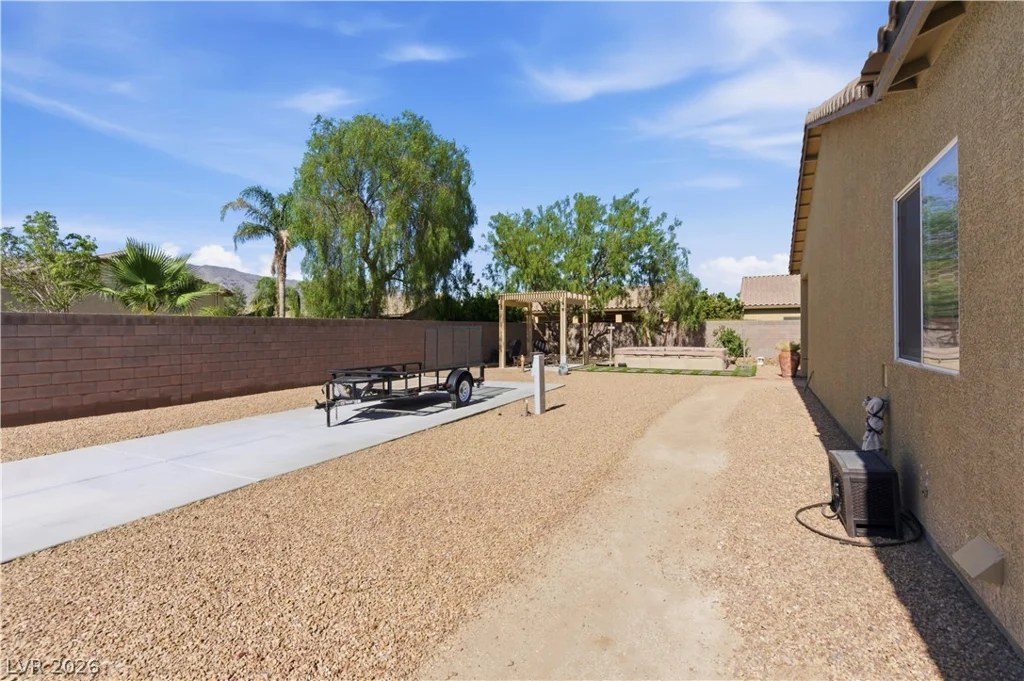 8618 Amber Autumn, Las Vegas, NV 89131