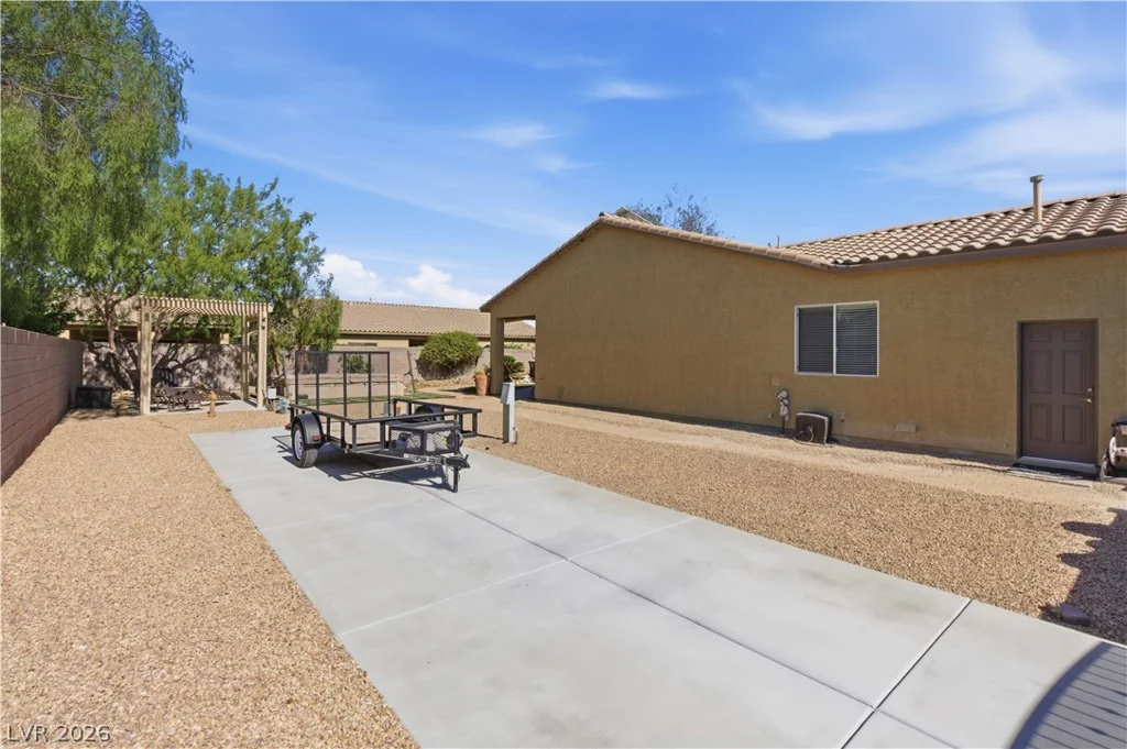 8618 Amber Autumn, Las Vegas, NV 89131