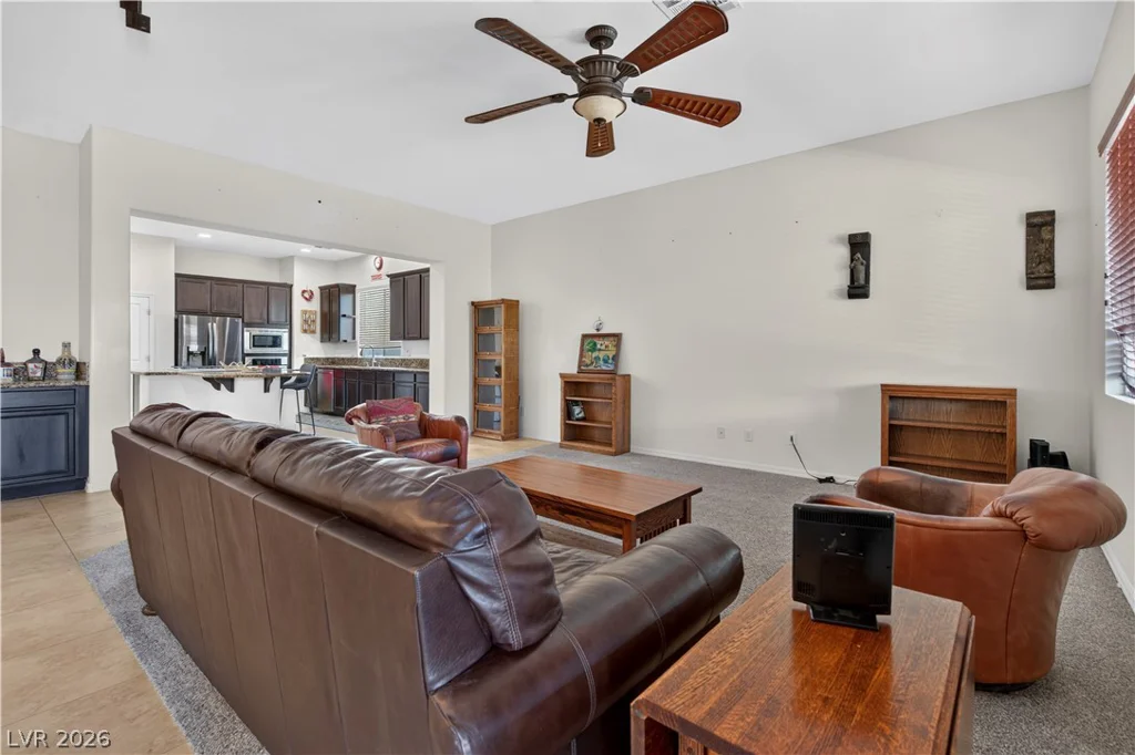 8618 Amber Autumn, Las Vegas, NV 89131
