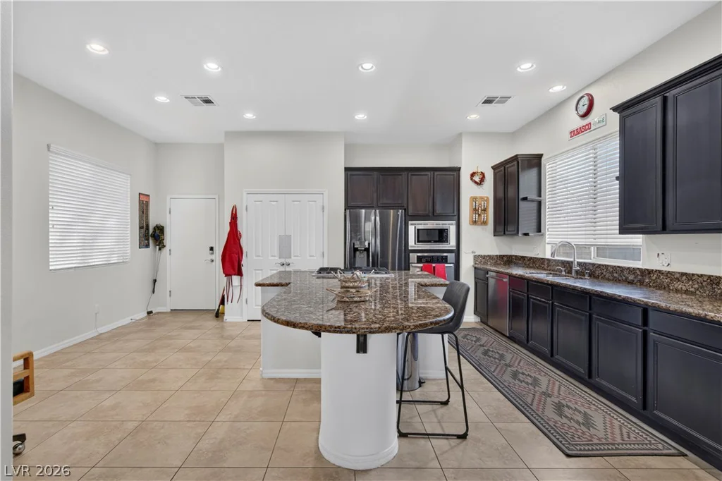 8618 Amber Autumn, Las Vegas, NV 89131