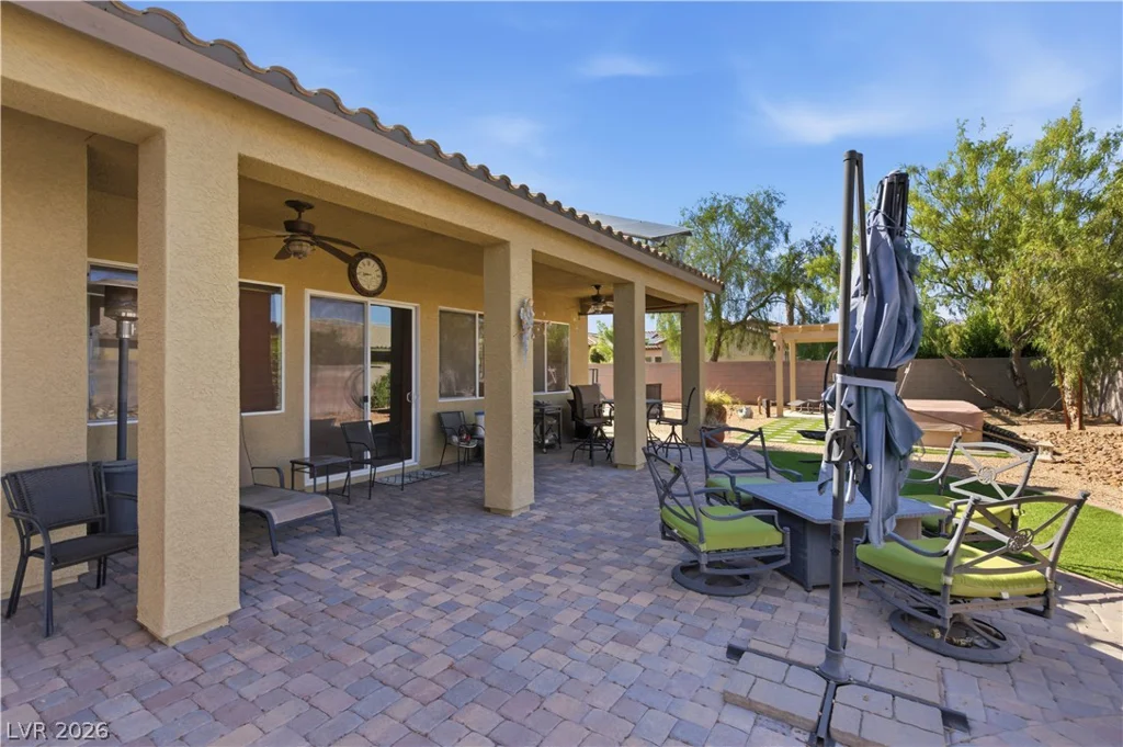 8618 Amber Autumn, Las Vegas, NV 89131