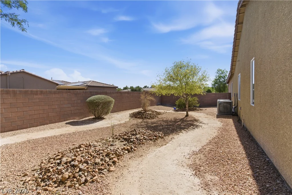 8618 Amber Autumn, Las Vegas, NV 89131