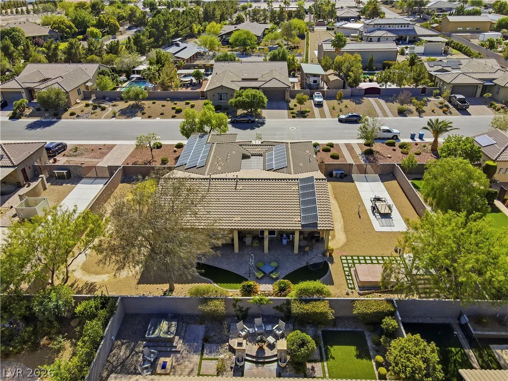 8618 Amber Autumn, Las Vegas, NV 89131