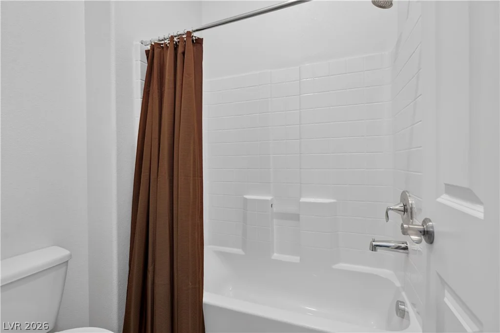8618 Amber Autumn, Las Vegas, NV 89131