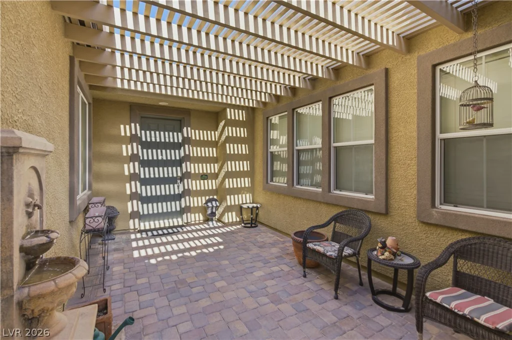 8618 Amber Autumn, Las Vegas, NV 89131