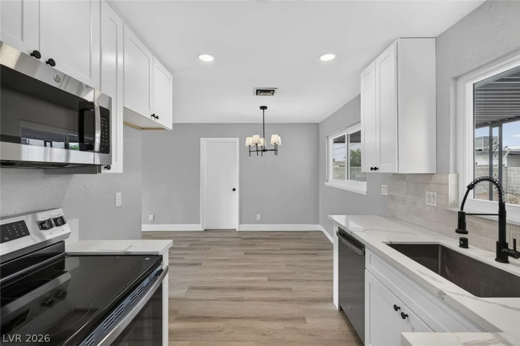 1669 G, Las Vegas, NV 89106