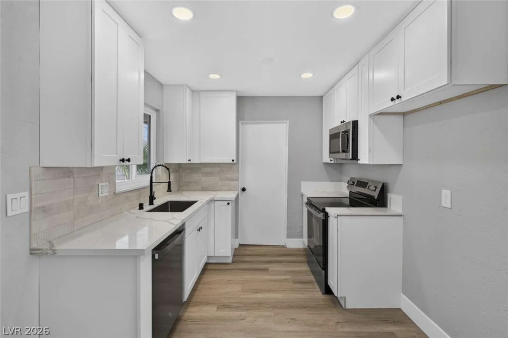 1669 G, Las Vegas, NV 89106
