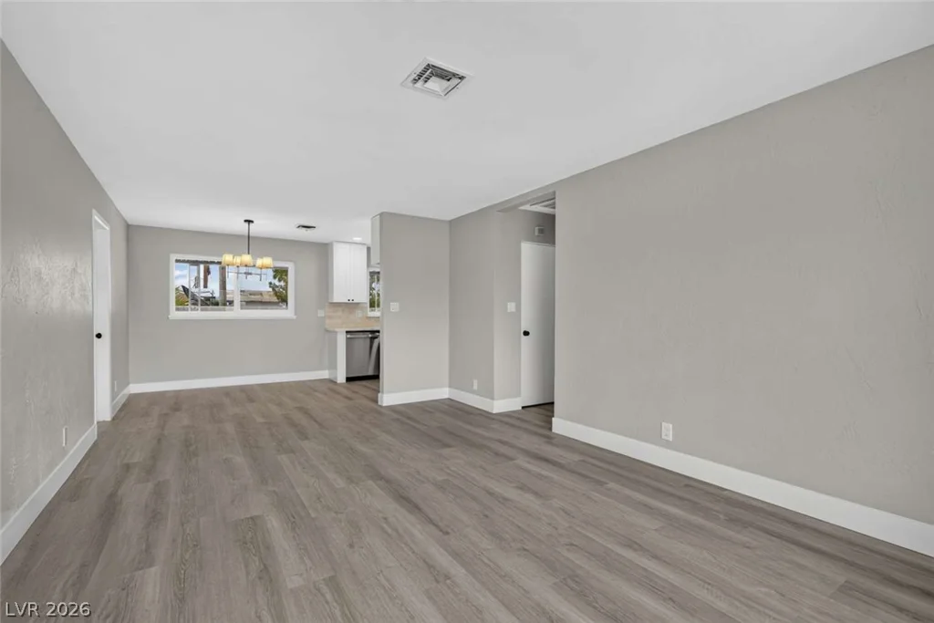 1669 G, Las Vegas, NV 89106