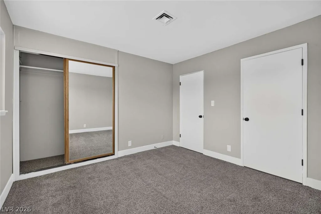 1669 G, Las Vegas, NV 89106