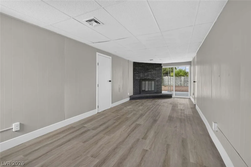 1669 G, Las Vegas, NV 89106