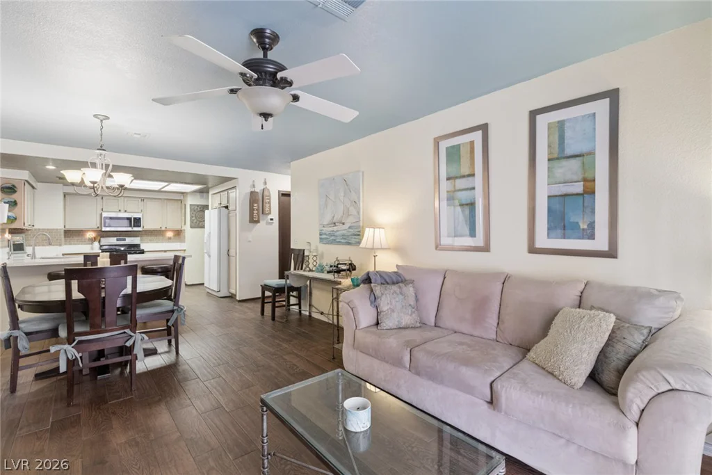 2429 Twin Flower, Las Vegas, NV 89134
