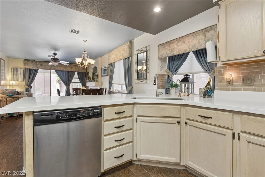 2429 Twin Flower, Las Vegas, NV 89134