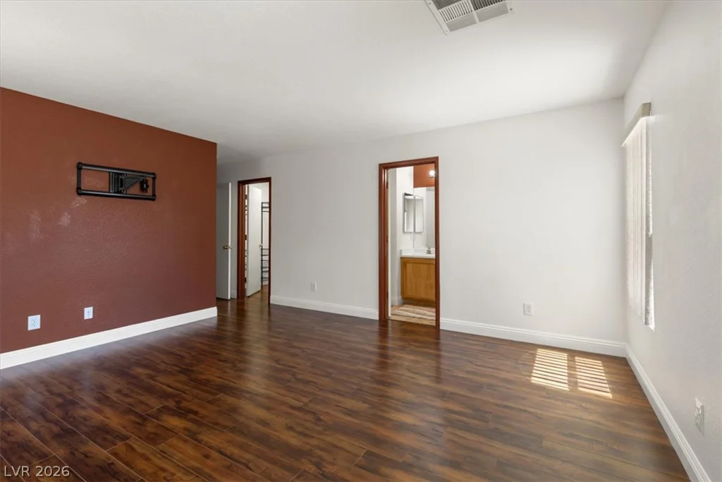 5009 Lone Wolf, Las Vegas, NV 89131
