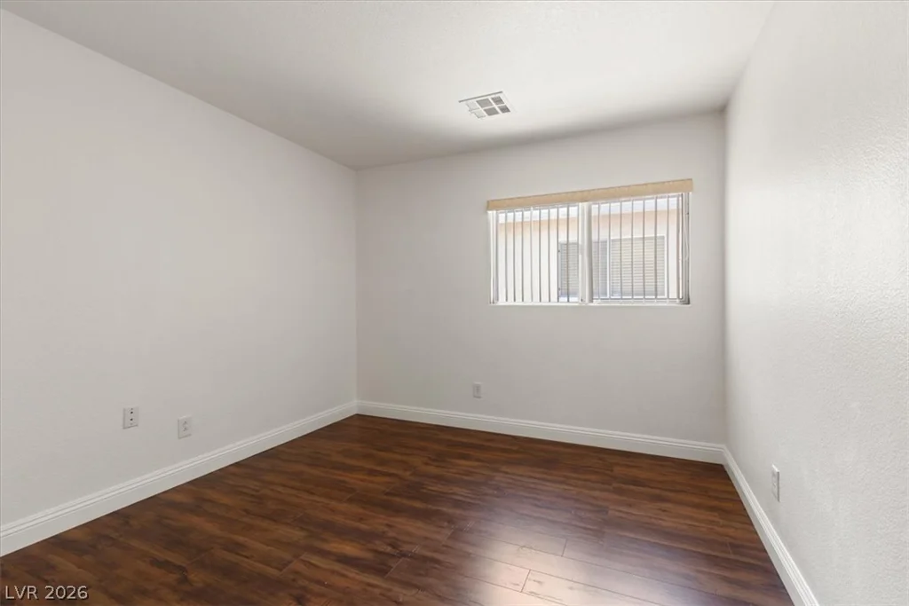 5009 Lone Wolf, Las Vegas, NV 89131
