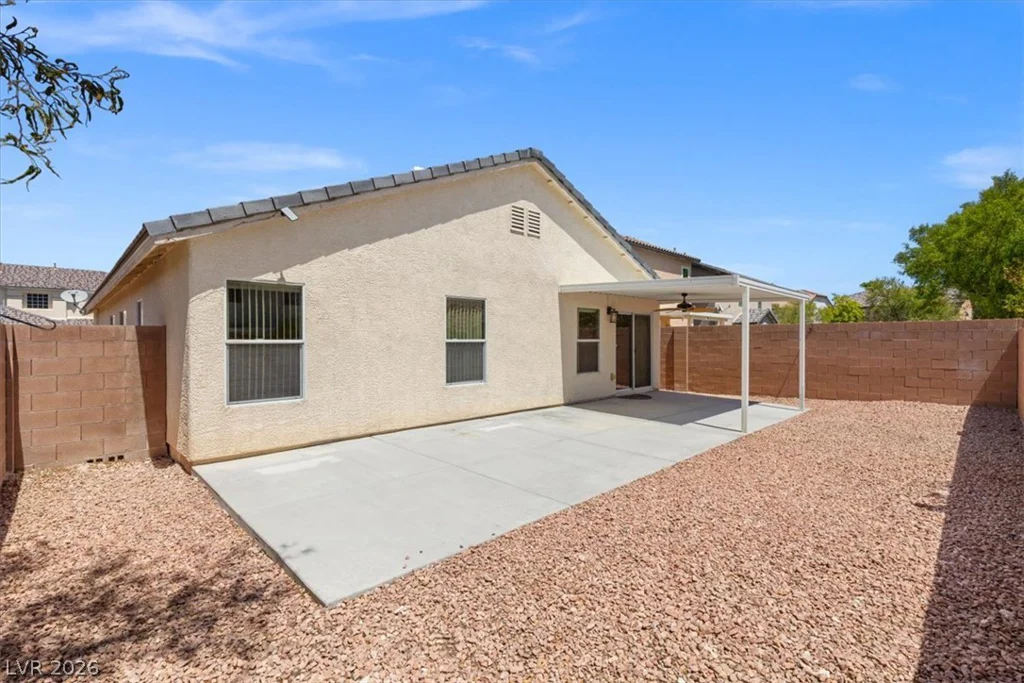 5009 Lone Wolf, Las Vegas, NV 89131