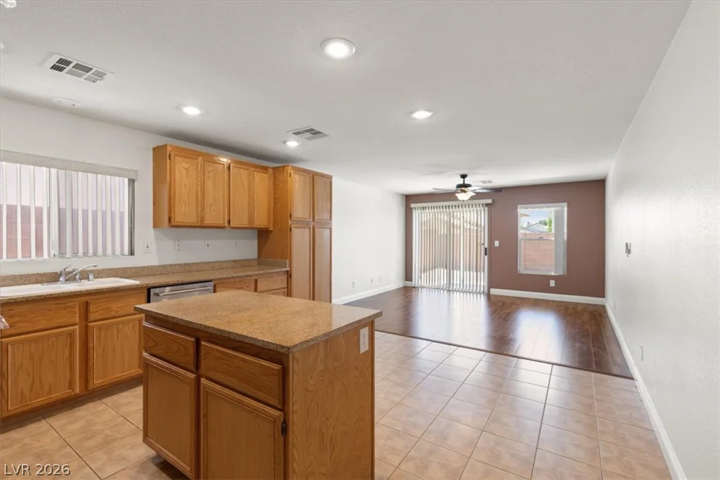 5009 Lone Wolf, Las Vegas, NV 89131