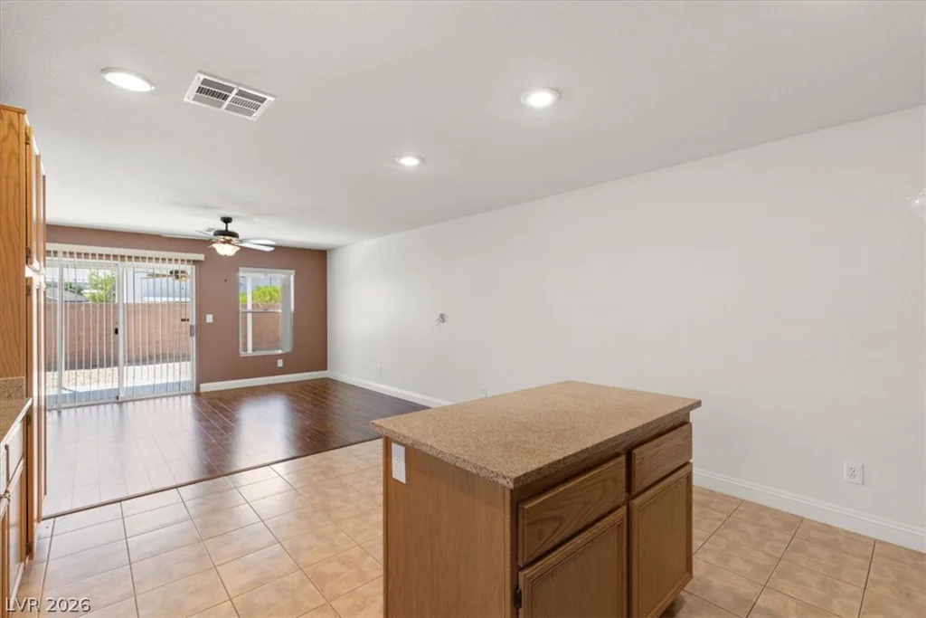 5009 Lone Wolf, Las Vegas, NV 89131