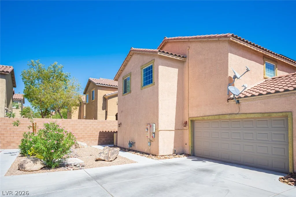9830 Hanover Grove, Las Vegas, NV 89148