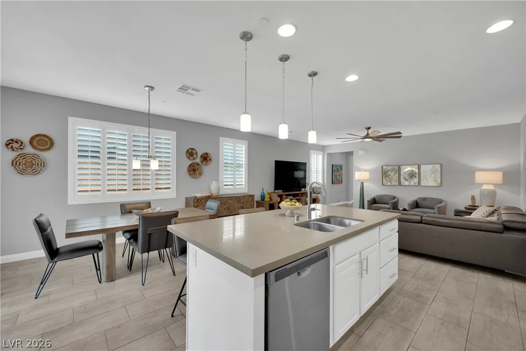 279 Via Della Fortuna, Henderson, NV 89011
