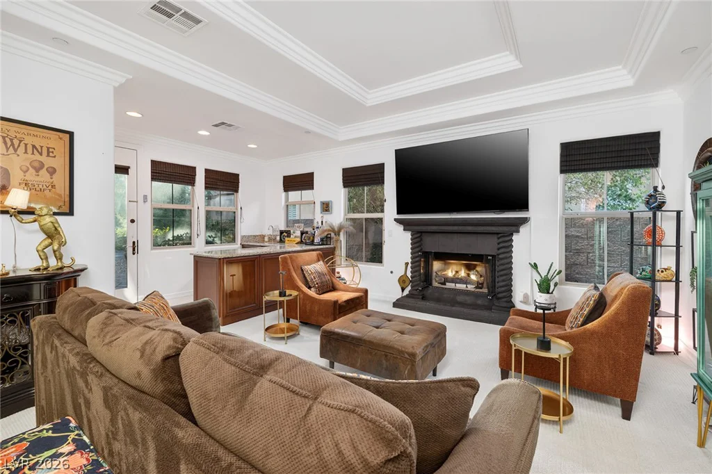 15 Benevolo, Henderson, NV 89011