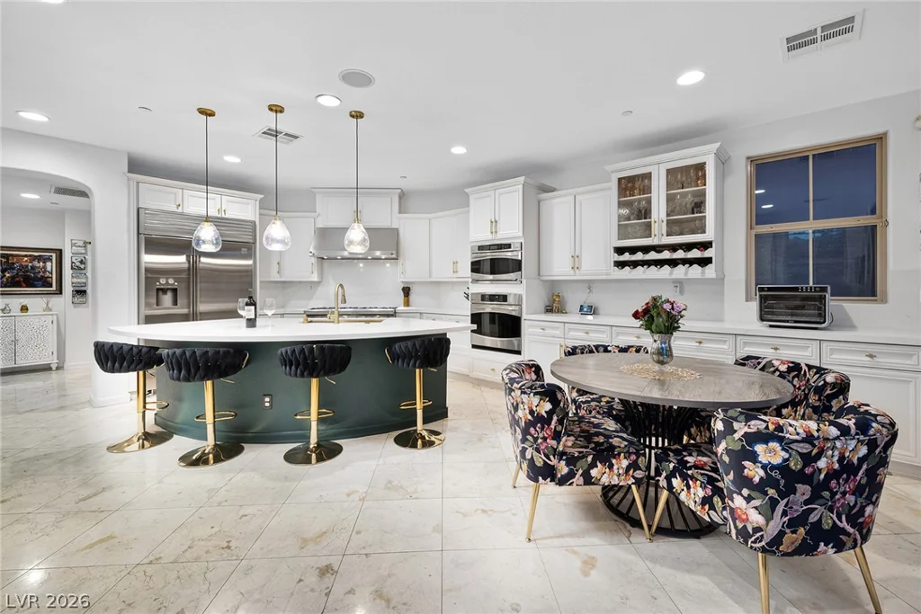 15 Benevolo, Henderson, NV 89011