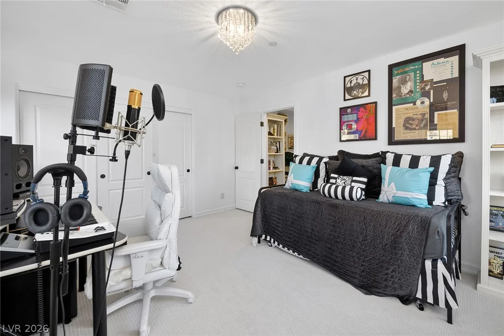 15 Benevolo, Henderson, NV 89011