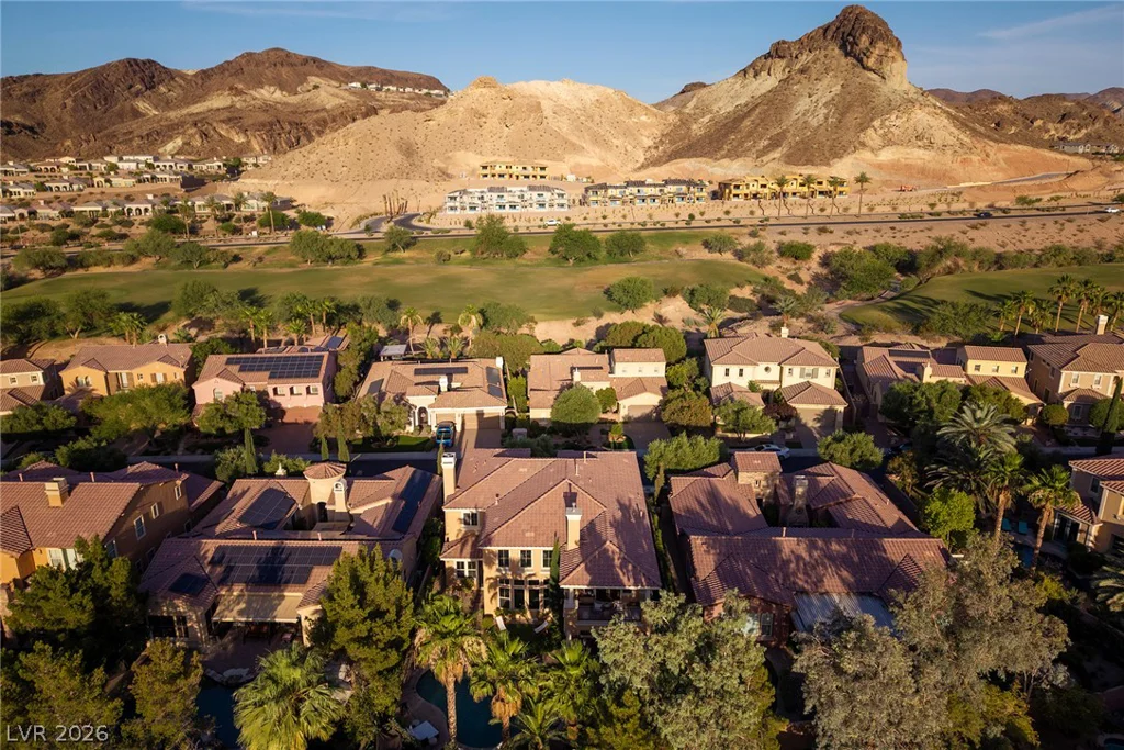 15 Benevolo, Henderson, NV 89011