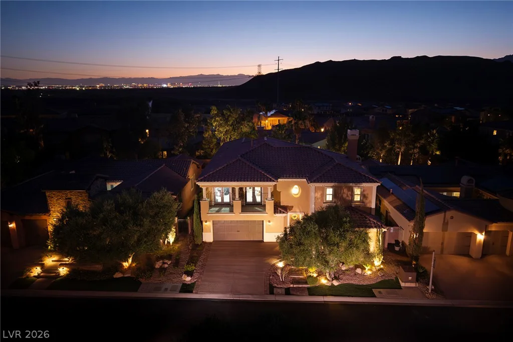 15 Benevolo, Henderson, NV 89011