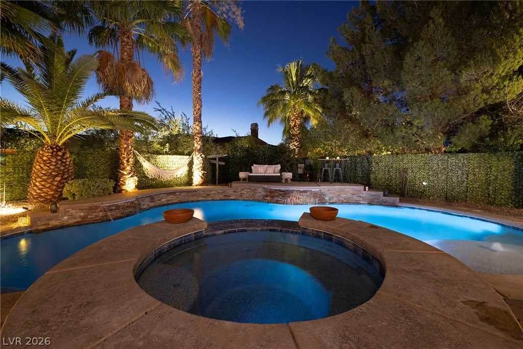15 Benevolo, Henderson, NV 89011