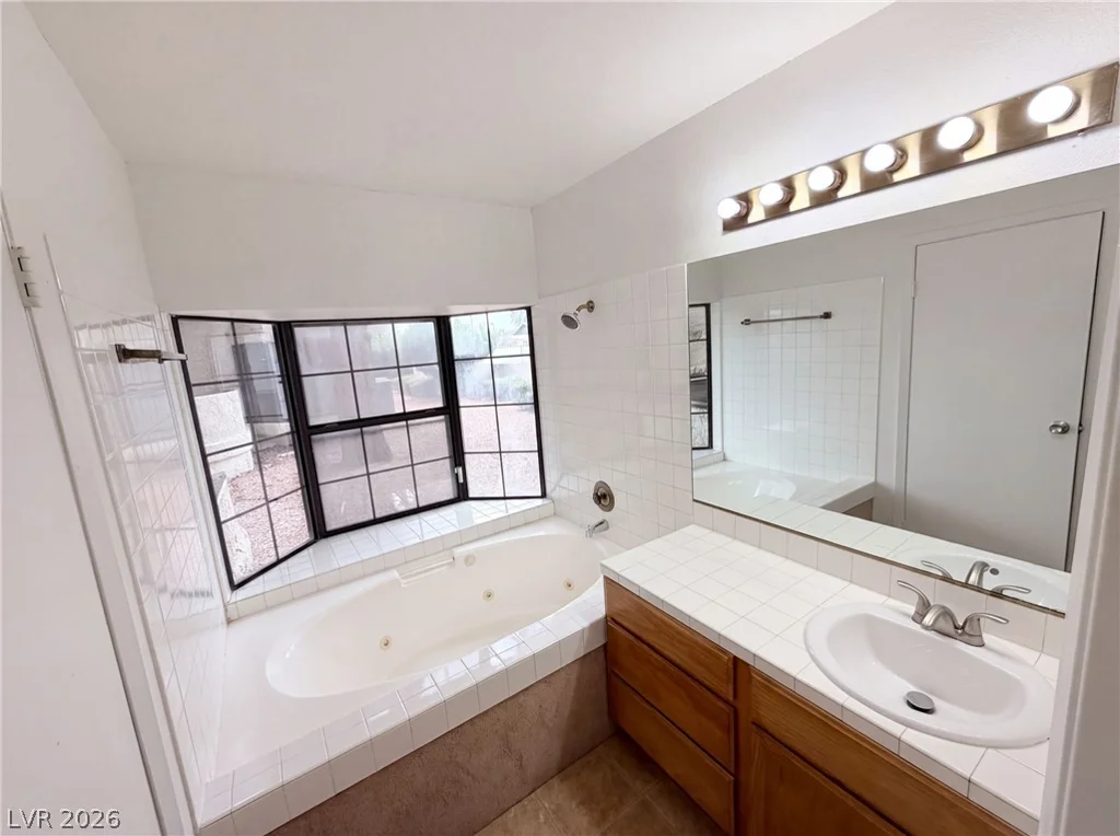 5056 Jeffreys, Las Vegas, NV 89119
