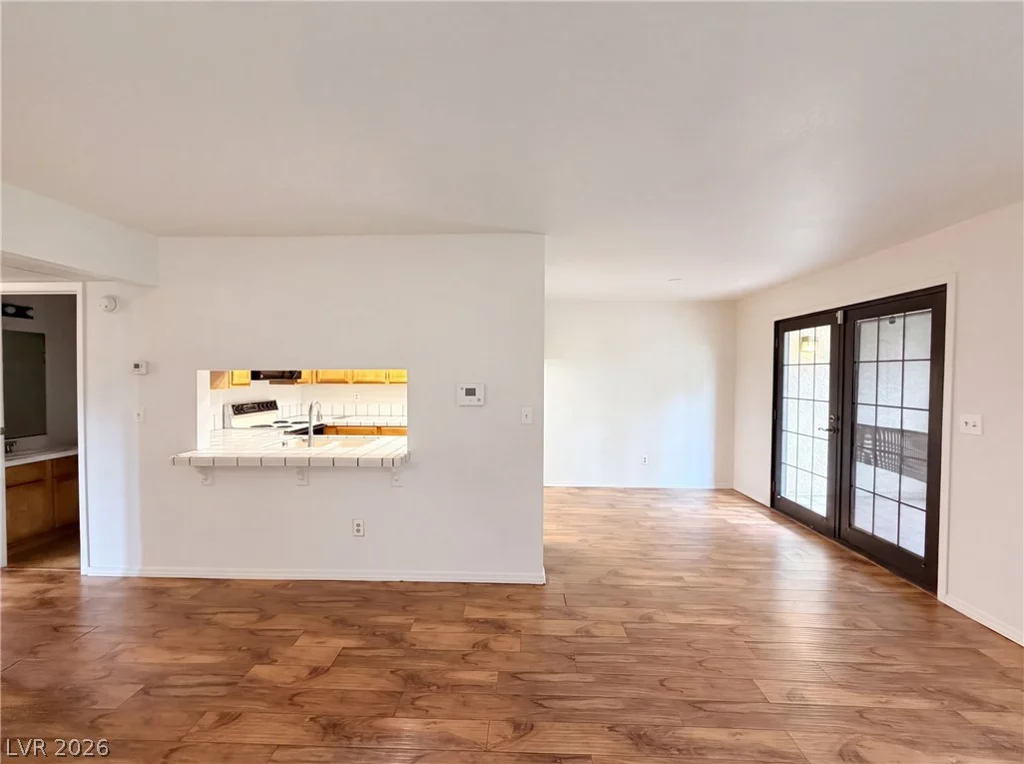 5056 Jeffreys, Las Vegas, NV 89119