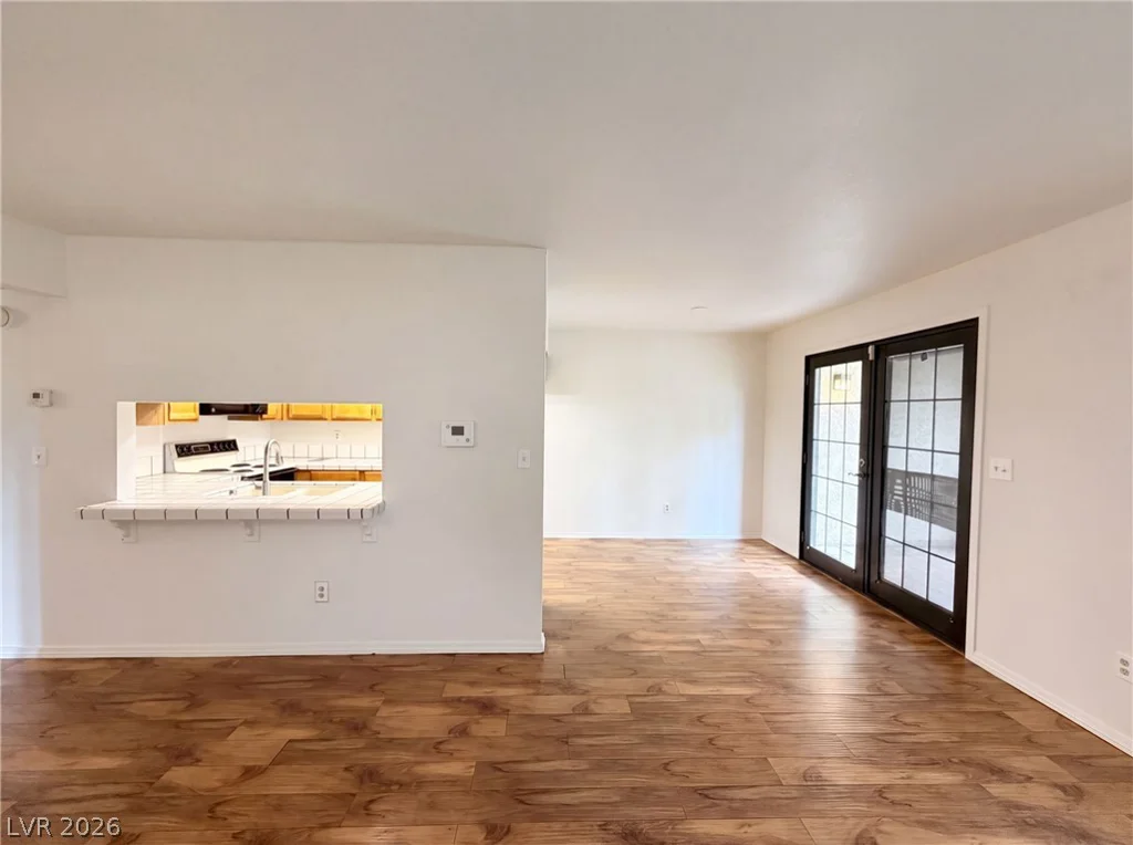 5056 Jeffreys, Las Vegas, NV 89119