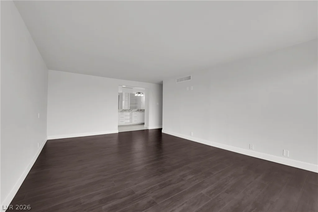 3111 Bel Air, Las Vegas, NV 89109