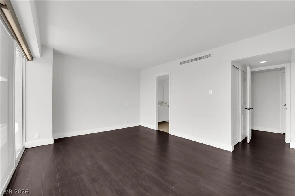 3111 Bel Air, Las Vegas, NV 89109