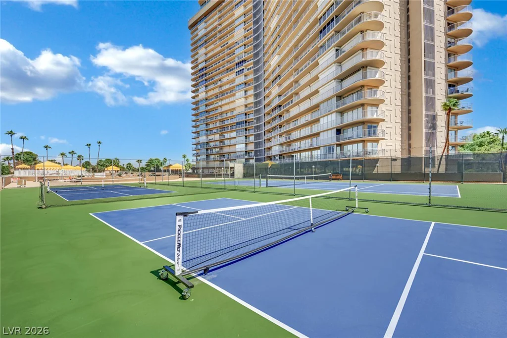 3111 Bel Air, Las Vegas, NV 89109
