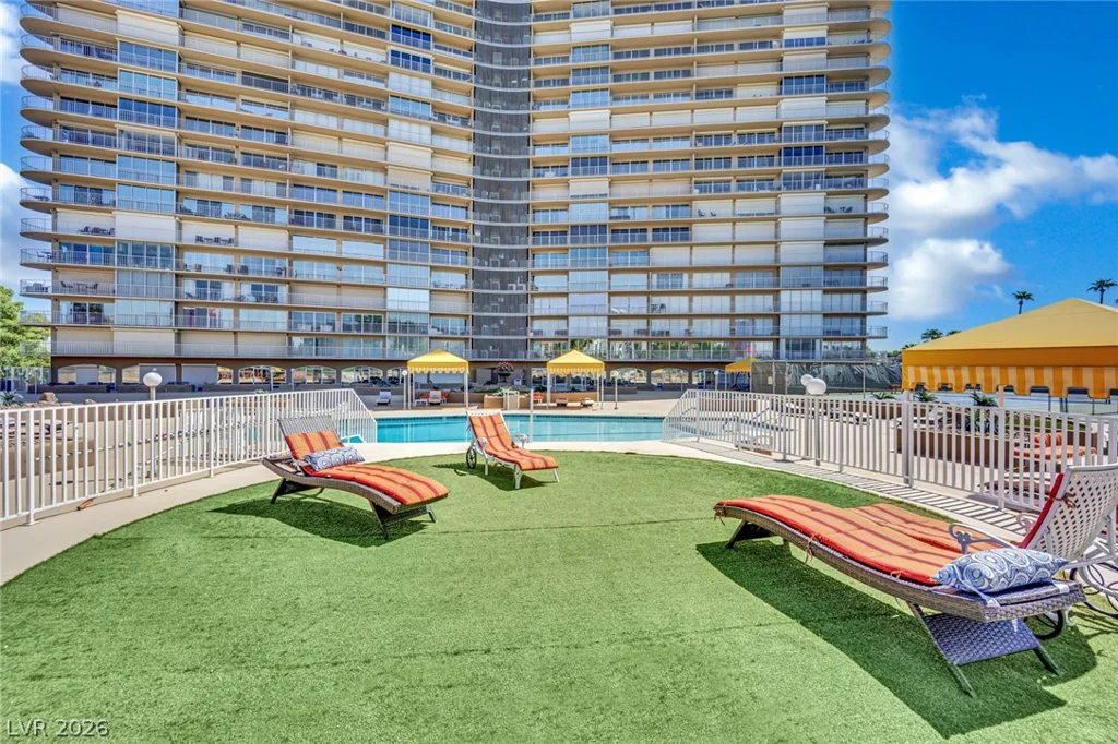 3111 Bel Air, Las Vegas, NV 89109