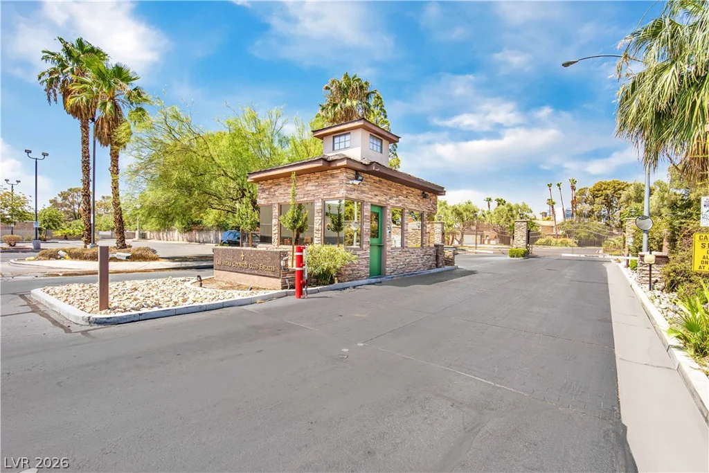 3111 Bel Air, Las Vegas, NV 89109