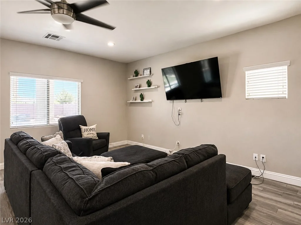 5636 Grandmother Hat, North Las Vegas, NV 89081